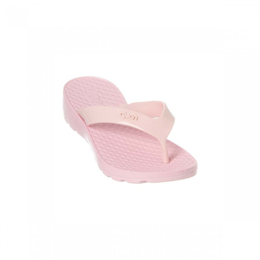 Na imagem temos um lindo chinelo de dedo feminino Dijean na cor rosa.